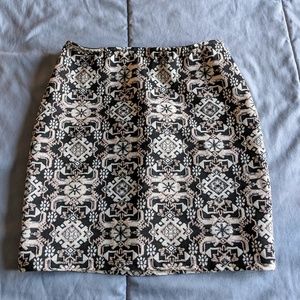 Patterned skirt